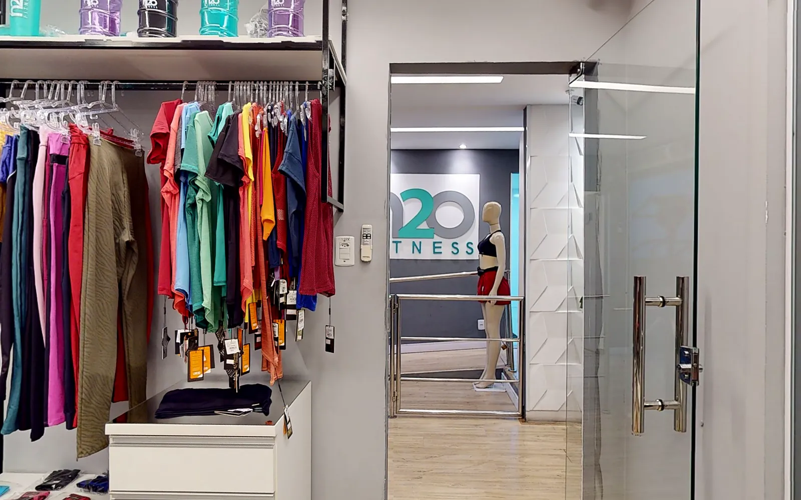 Loja de roupas fitness dentro da H2O Fitness